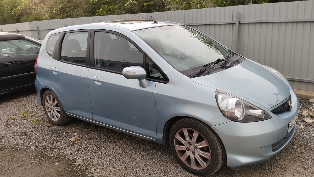 Honda Jazz Sun Damage Respray -- Hood, Bumper & Headlights