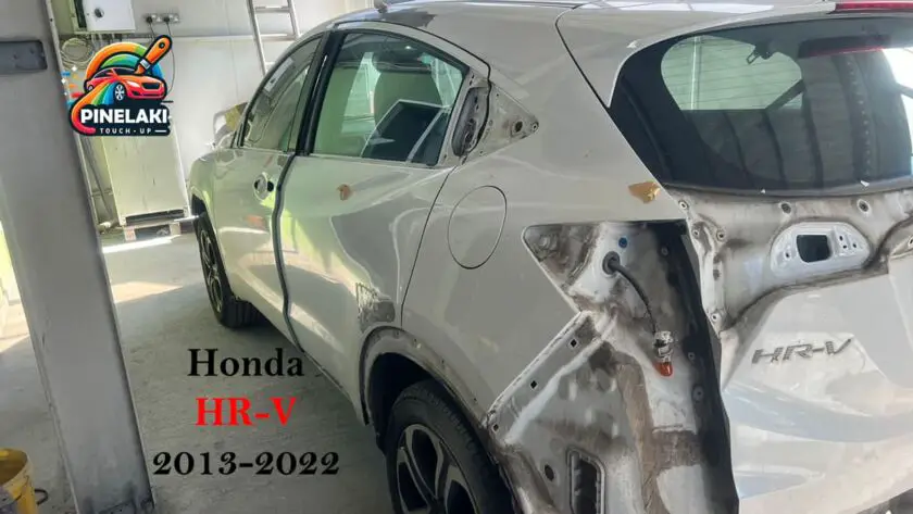 A white Honda HRV 2013-2022